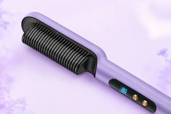Close-up of the KD380K LED temperature display set to 180 degrees Celsius