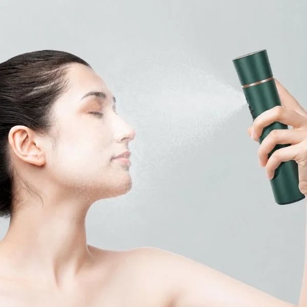 KD88SA sample evaluation showing fine-mist spray output toward the face